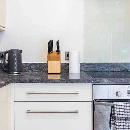 Apartment Comfy 2-bed Flat On Upper St - Next To Tube
