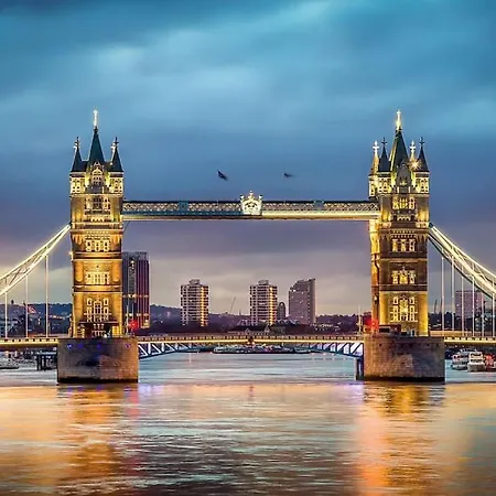 Cosy Flat Near Tower Bridge And Shard 公寓