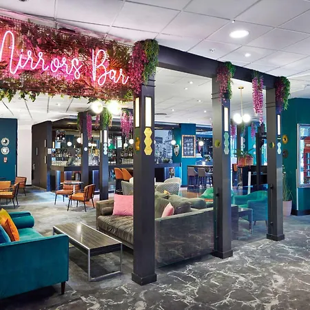 Hotel Novotel West
