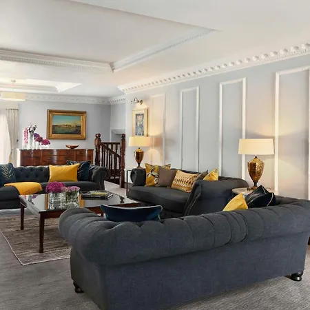 Hyatt Regency - The Churchill