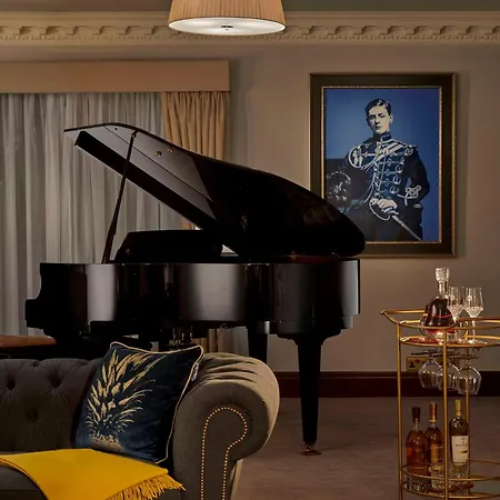 Hyatt Regency - The Churchill Otel 5*