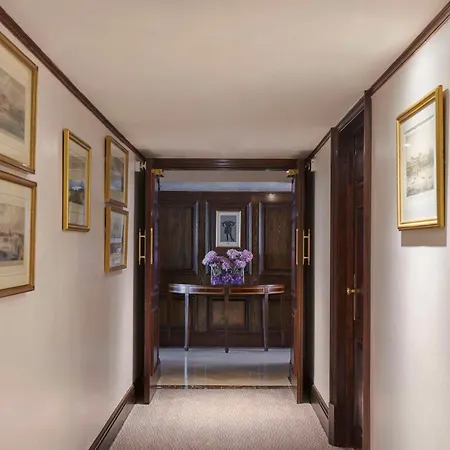 Hyatt Regency - The Churchill Otel Londra