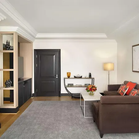 Hyatt Regency - The Churchill 5*