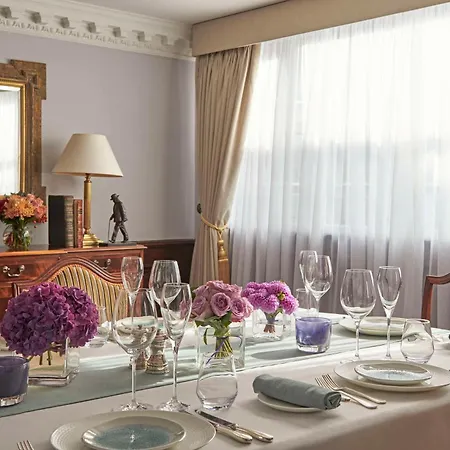 Hyatt Regency - The Churchill 5*