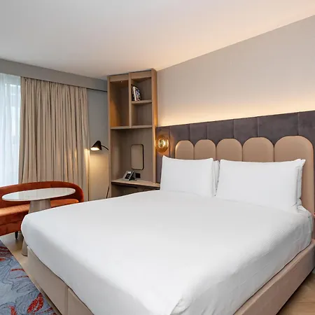 Hotel Doubletree By Hilton - Tower Of 4*