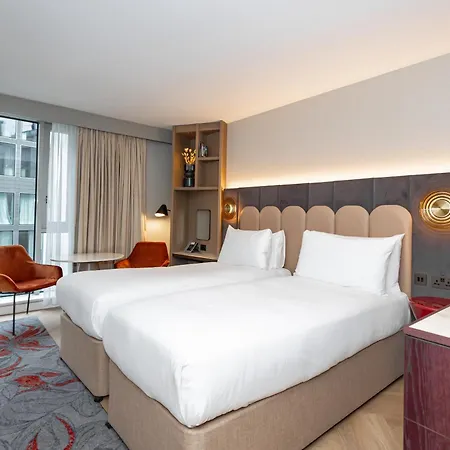 Doubletree By Hilton - Tower Of 4*