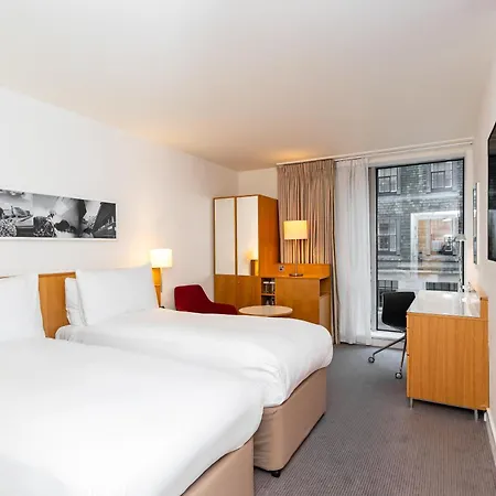 Doubletree By Hilton - Tower Of