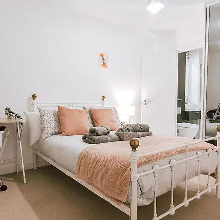 Apartment The Kentish By Camden