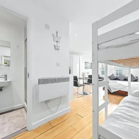 Piccadilly, Soho 1 Bedroom Sleep 6 Vr1 Apartment *
