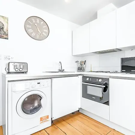 Piccadilly, Soho 1 Bedroom Sleep 6 Vr1 Apartment