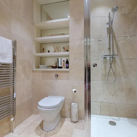 Appartement Hyde Park - Knightsbridge - Private Entrance Londen