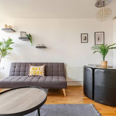 Cosy 2 Bedroom Flat By Wembley Stadium Apartment London