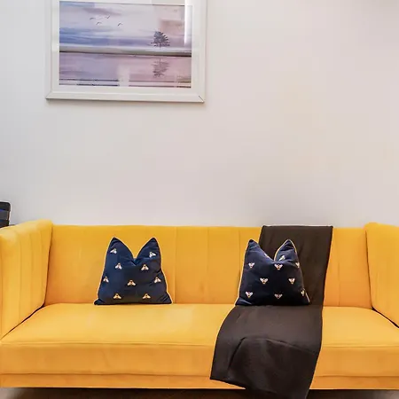 Stylish Modern By Livestay Short Lets & Serviced Nw6 London