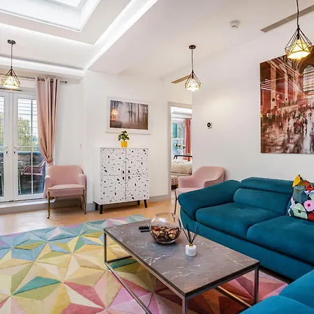 Stylish Modern By Livestay Short Lets & Serviced Nw6