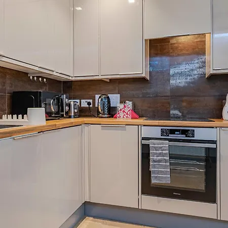 Apartment Stylish Modern By Livestay Short Lets & Serviced Nw6 *