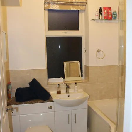 Holiday home Stylish 4 Bedroom House In *