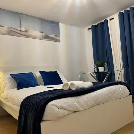 Riverside Haven Guest house