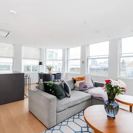 Perfect One Bed In Park Station