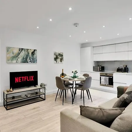 Stylish Camden Flat With Private Garden And Parking Apartment *