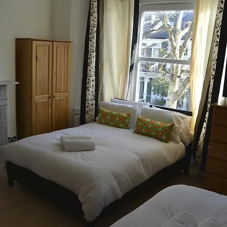 Guest house Brick Lane 3*