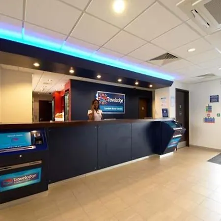Travelodge Excel Hotel