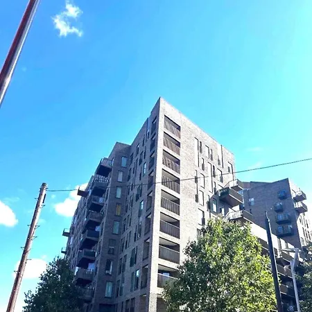 Oasis - Close To Center Apartment *