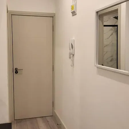 Apartment Smart 4 *