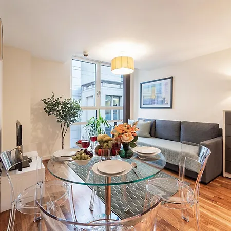 Apartment Barbican London