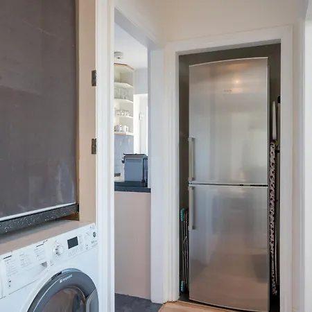 Madika Homes - Contractor Near Tube Station With Free Parking * Edgware
