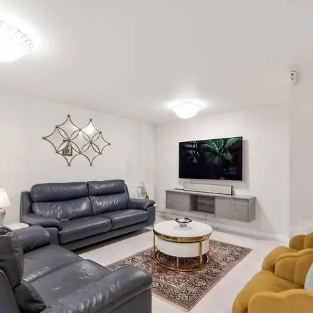 Luxury In London Apartment *