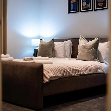 Stylish 4bd Mews House Close To Paddington Tatil Evi Londra