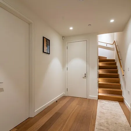 Stylish 4bd Mews House Close To Paddington Holiday home London