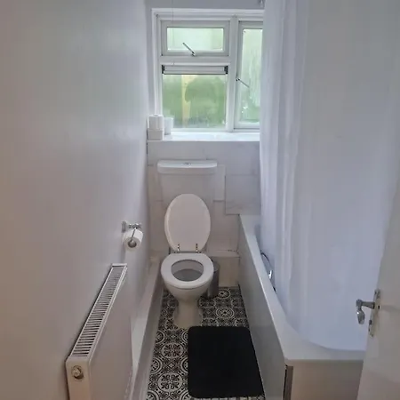 Apartment Modern Cozy One Bedroom Flat London