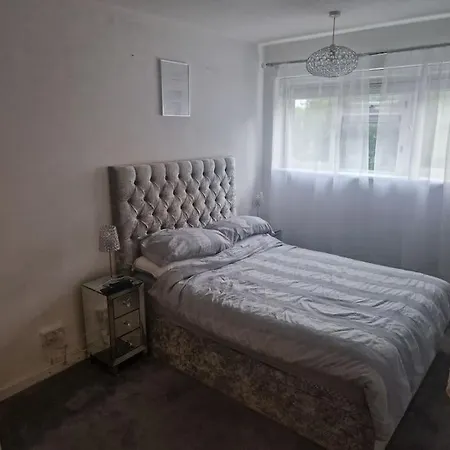 Modern Cozy One Bedroom Flat Apartment London