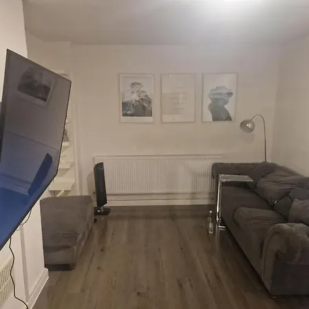 Modern Cozy One Bedroom Flat London