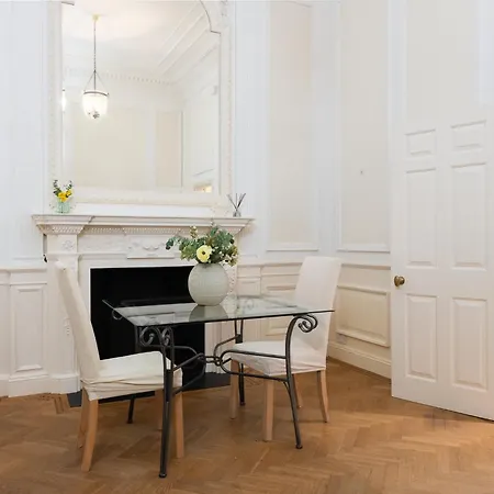 Pembridge Gardens By Capital London