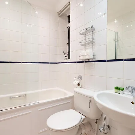 Pembridge Gardens By Capital * London