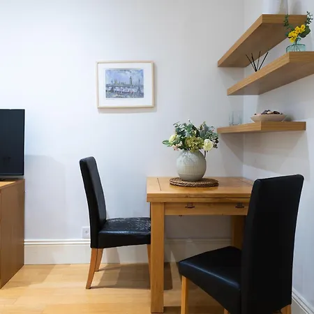 Pembridge Gardens By Capital London