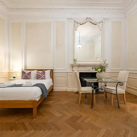 Pembridge Gardens By Capital