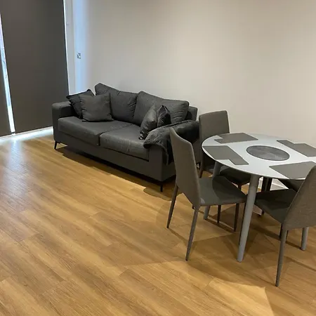 Royal One Bed *