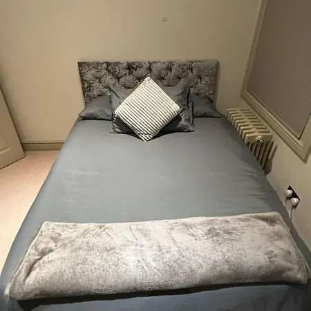 Paddington Place Apartment