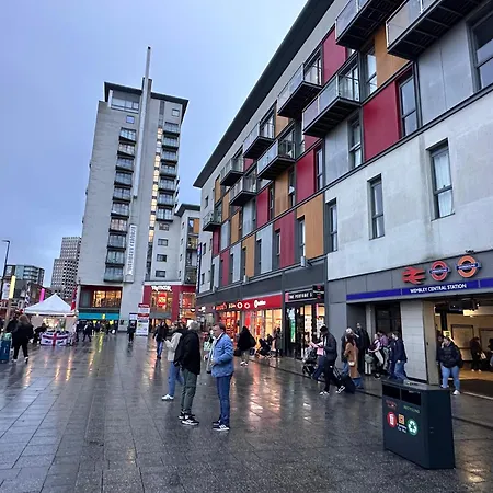 The Wembley Escape, Modern Stays, Big City Vibes