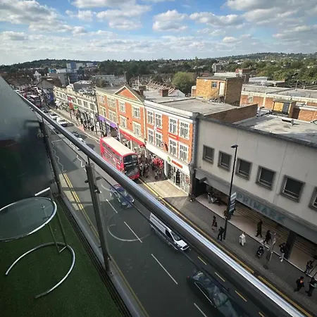 The Wembley Escape, Modern Stays, Big City Vibes London