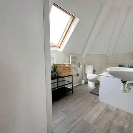 Wembley Stadium Rooms, 12mins Homestay