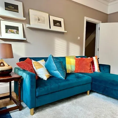 Apartment Beautiful Garden Ealing