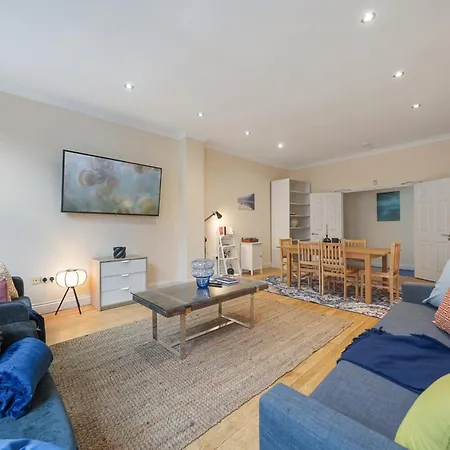 The Chic Townhouse In Kings Cross!!! 3 Floors Apartmán Londýn