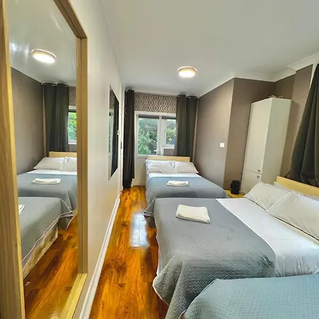 Twin Tower Hotel