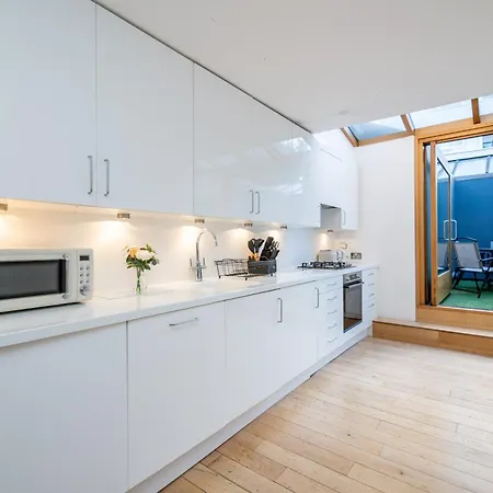 דירה The Deluxe Barbican Duplex
