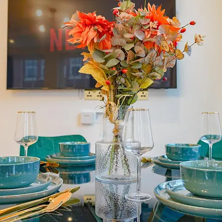 New Luxurious Stunning Block In *