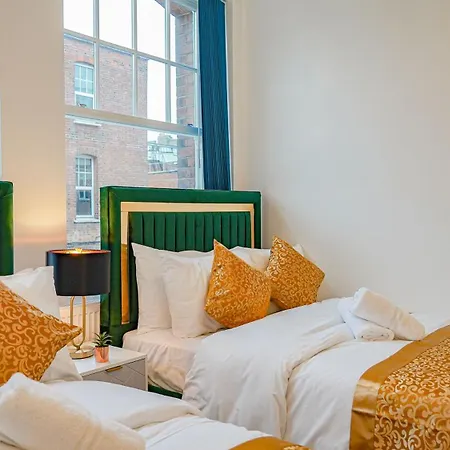 New Luxurious Stunning Block In Apartment